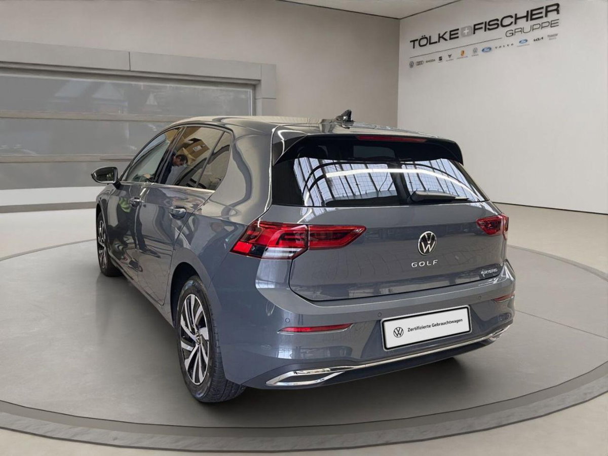 Volkswagen Golf 1.4 TSI eHYBRID 204 CV DSG Style (3)
