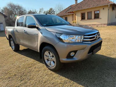 Toyota Hilux 2.D-4D 4WD porte Double Cab Lounge usato