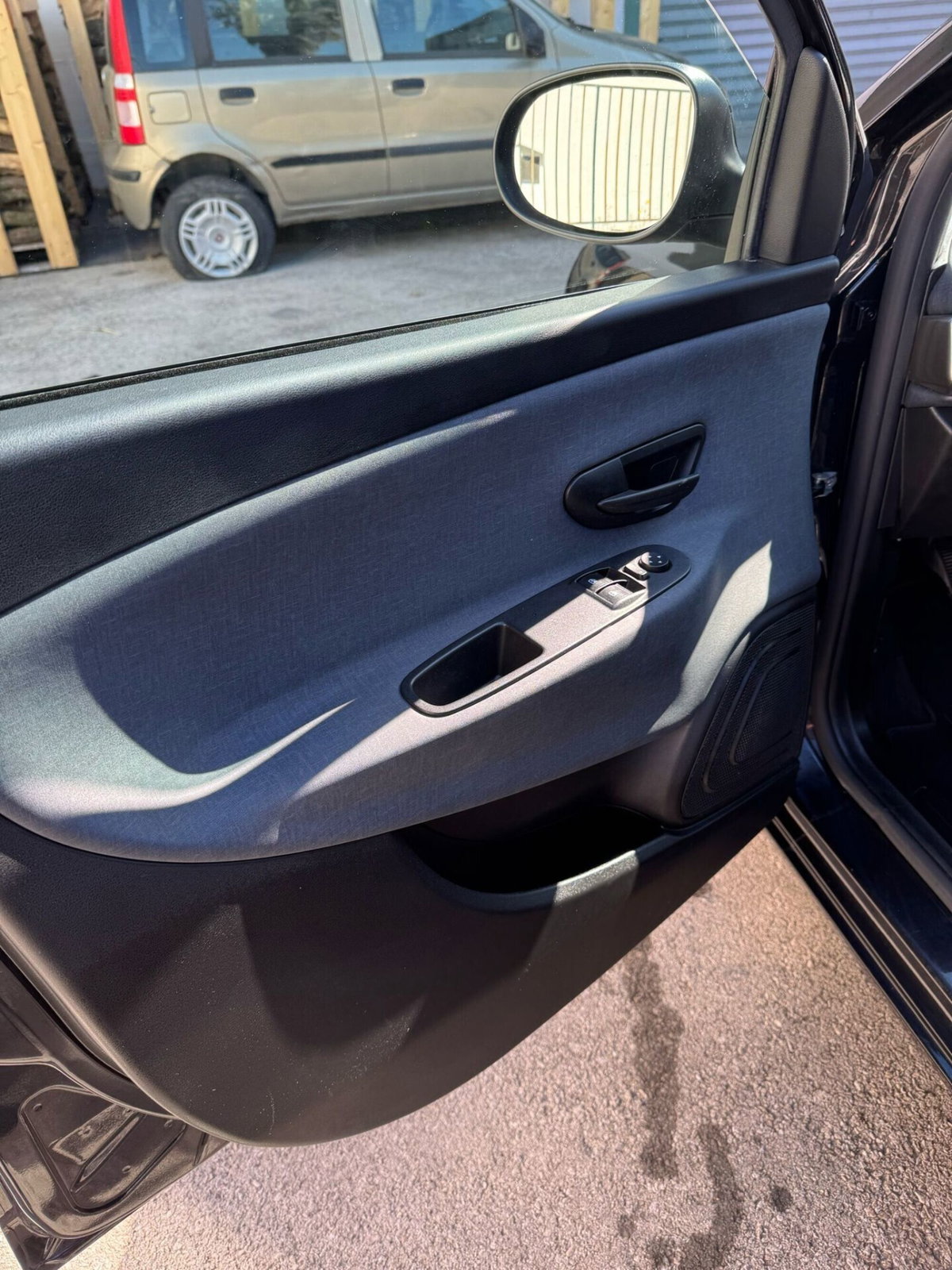 Lancia Ypsilon 1.0 FireFly 5 porte S&S Hybrid Alberta Ferretti (12)