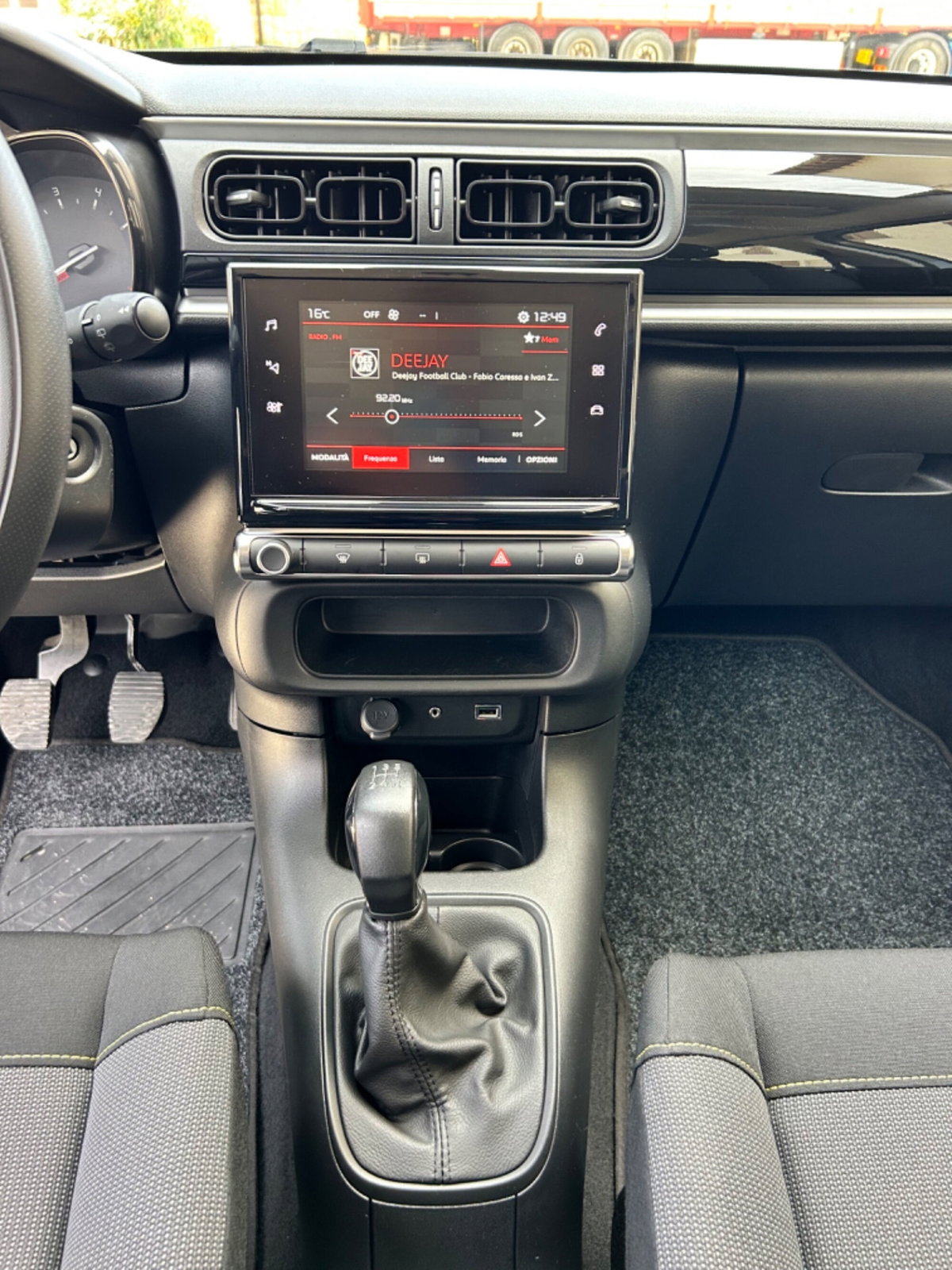 Citroen C3 PureTech 82 Feel (14)