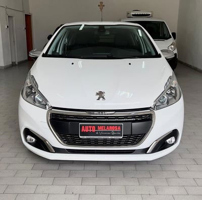 Peugeot 208 100 S&S 5 porte Signature usata