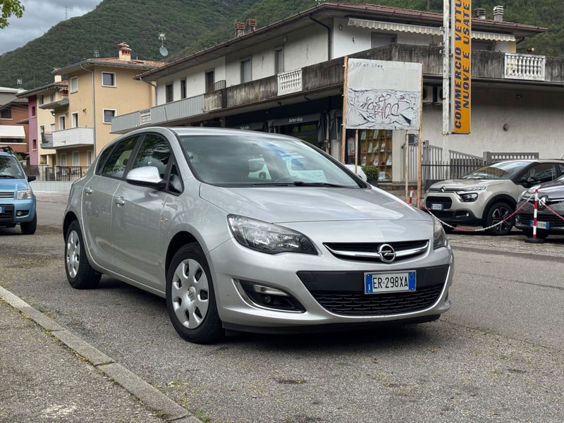 Opel Astra 1.7 CDTI 110CV 5 porte Cosmo