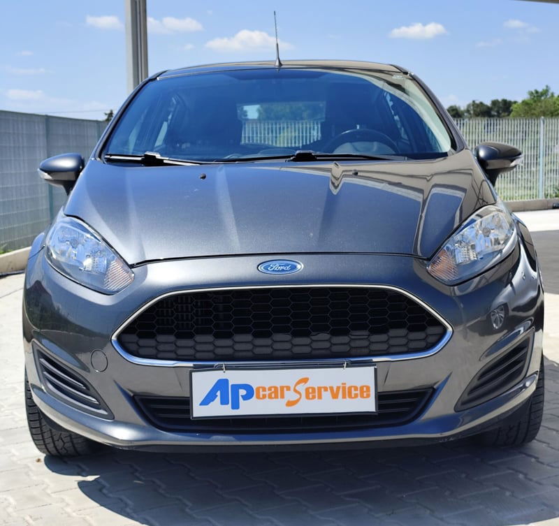 Ford Fiesta 1.5 TDCi 75CV 5 porte Titanium