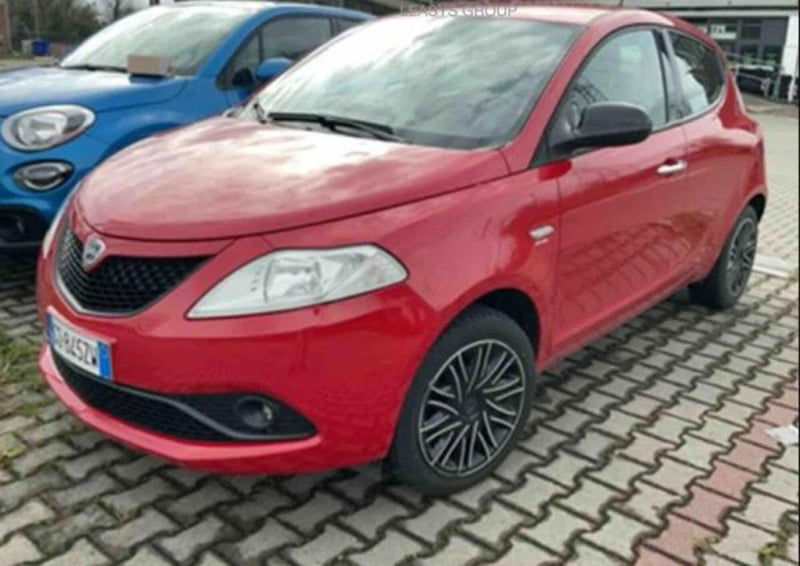 Lancia Ypsilon 1.0 FireFly 5 porte S&S Hybrid Gold Plus