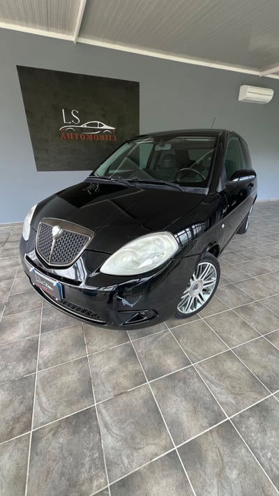 Lancia Ypsilon 1.3 MJT 75 CV MomoDesign usata