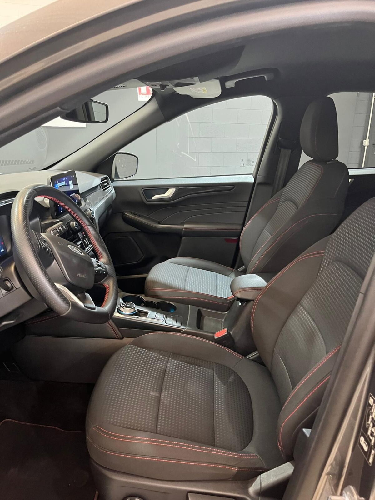 Ford Kuga 2.0 EcoBlue 120 CV aut. 2WD ST-Line X (13)