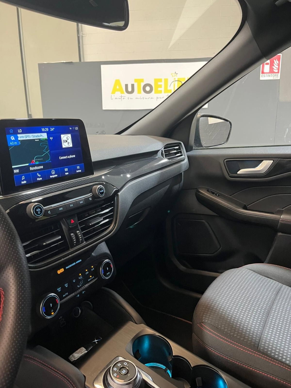 Ford Kuga 2.0 EcoBlue 120 CV aut. 2WD ST-Line X (16)