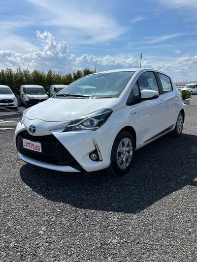 Toyota Yaris 1.5 Hybrid 5 porte Cool usata