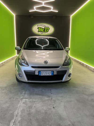 Renault Clio 1.2 16V 5 porte Luxe usata