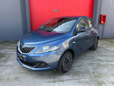 Lancia Ypsilon 1.0 FireFly 5 porte S&S Hybrid Gold Plus usata