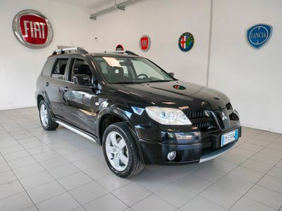 Mitsubishi Outlander 2.0i 16V 4WD Bi-Fuel usata