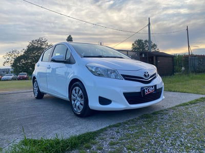 Toyota Yaris 1.D-4D 5 porte Lounge M-MT usata