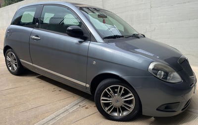 Lancia Ypsilon 1.2 69 CV Unyca usata