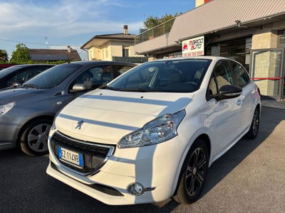 Peugeot 208 HDi 68 CV 5 porte Allure usata