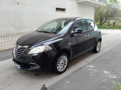 Lancia Ypsilon 1.3 MJT 16V 95 CV 5 porte S&S Gold usata