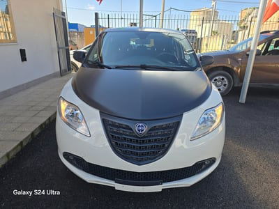 Lancia Ypsilon 1.2 69 CV 5 porte S Momodesign usata