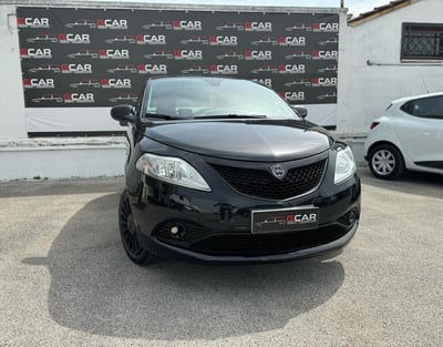 Lancia Ypsilon 1.2 69 CV 5 porte GPL Ecochic Elefantino Blu usata