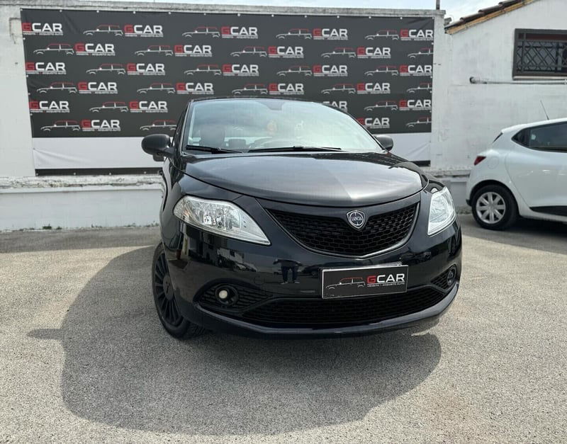 Lancia Ypsilon 1.2 69 CV 5 porte GPL Ecochic Elefantino Blu