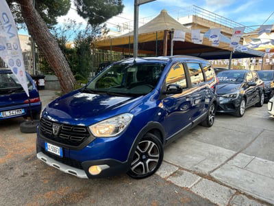 Dacia Lodgy Stepway 1.5 Blue dCi 8V 115CV 7 posti usata