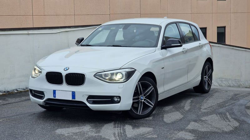 BMW Serie 1 116d 2.0 116CV cat 5 porte Attiva DPF