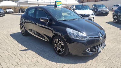 Renault Clio 1.2 75CV 5 porte Wave usata