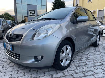 Toyota Yaris 1.0 3 porte Sol usata