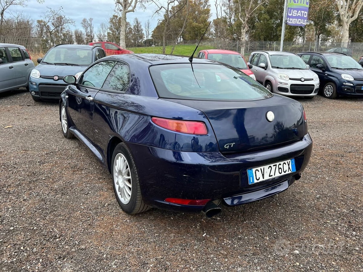 Alfa Romeo GT 1.9 MJT 16V Luxury (3)
