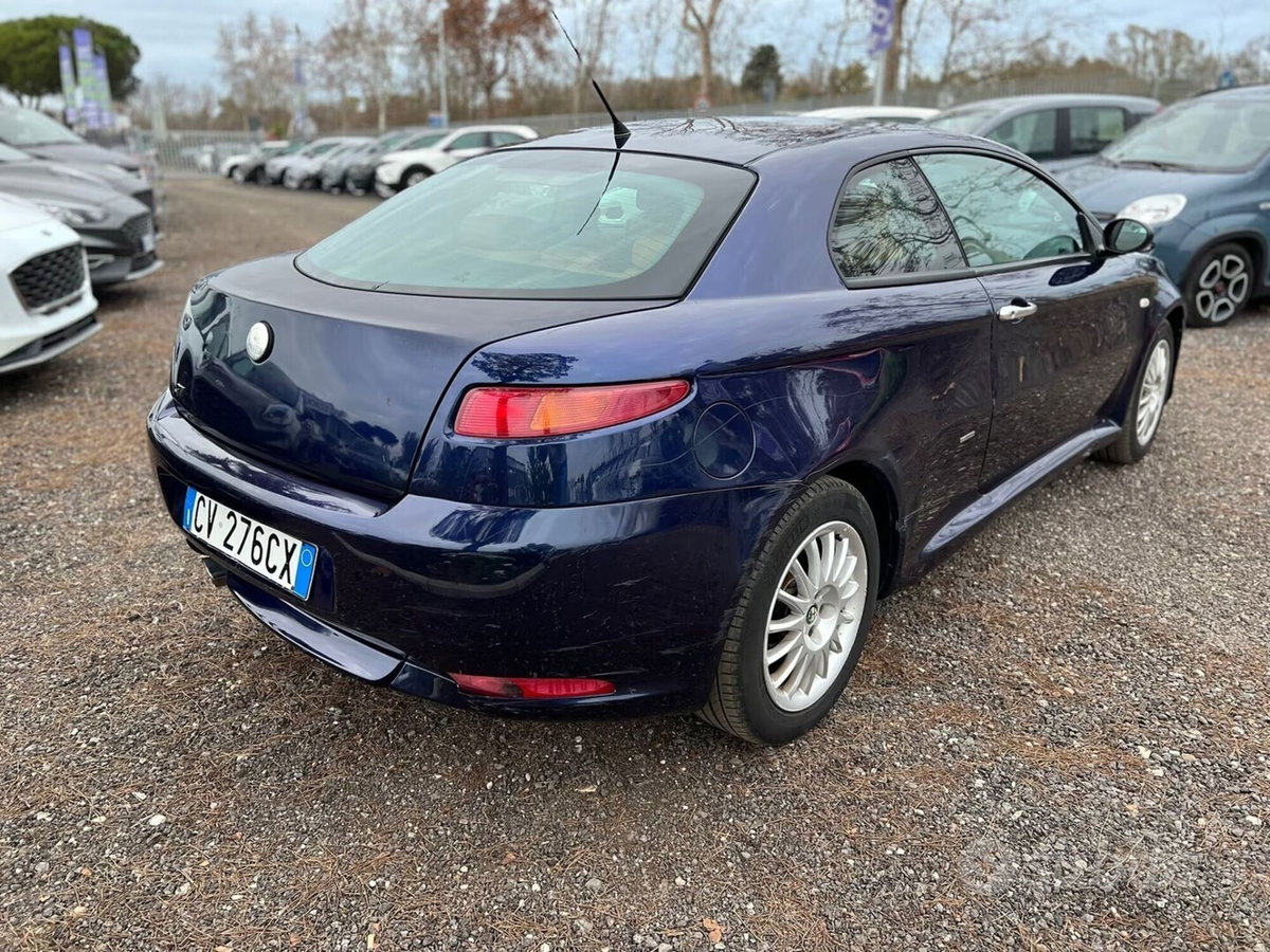 Alfa Romeo GT 1.9 MJT 16V Luxury (6)