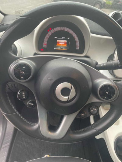 smart forfour forfour 70 1.0 Passion (12)