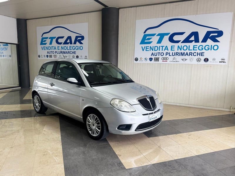 Lancia Ypsilon 1.2 Argento