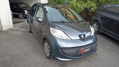 Peugeot 107 68CV 5p. Plaisir 2Tronic usata