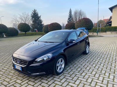 Volvo V40 D2 R-design Momentum usata