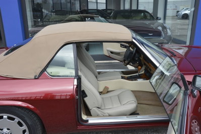 Jaguar XJS 4.0 cat Convertible (13)