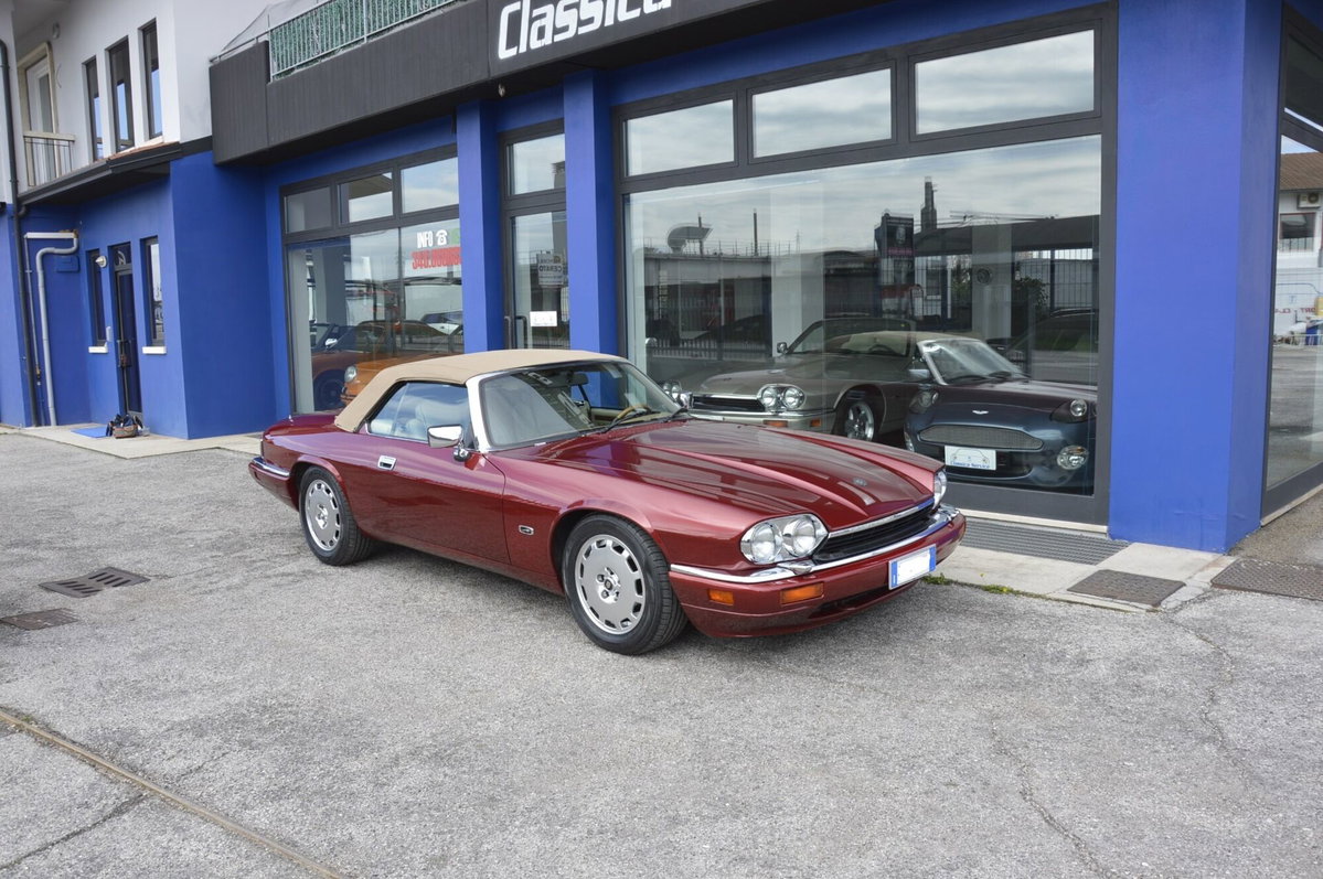 Jaguar XJS 4.0 cat Convertible (2)
