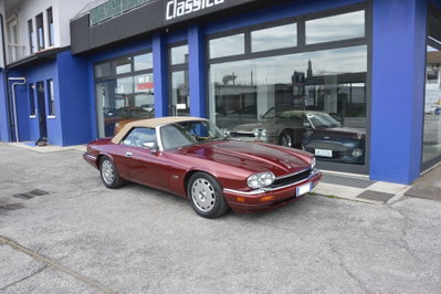 Jaguar XJS 4.0 cat Convertible (2)