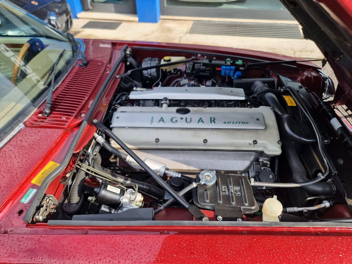 Jaguar XJS 4.0 cat Convertible (20)
