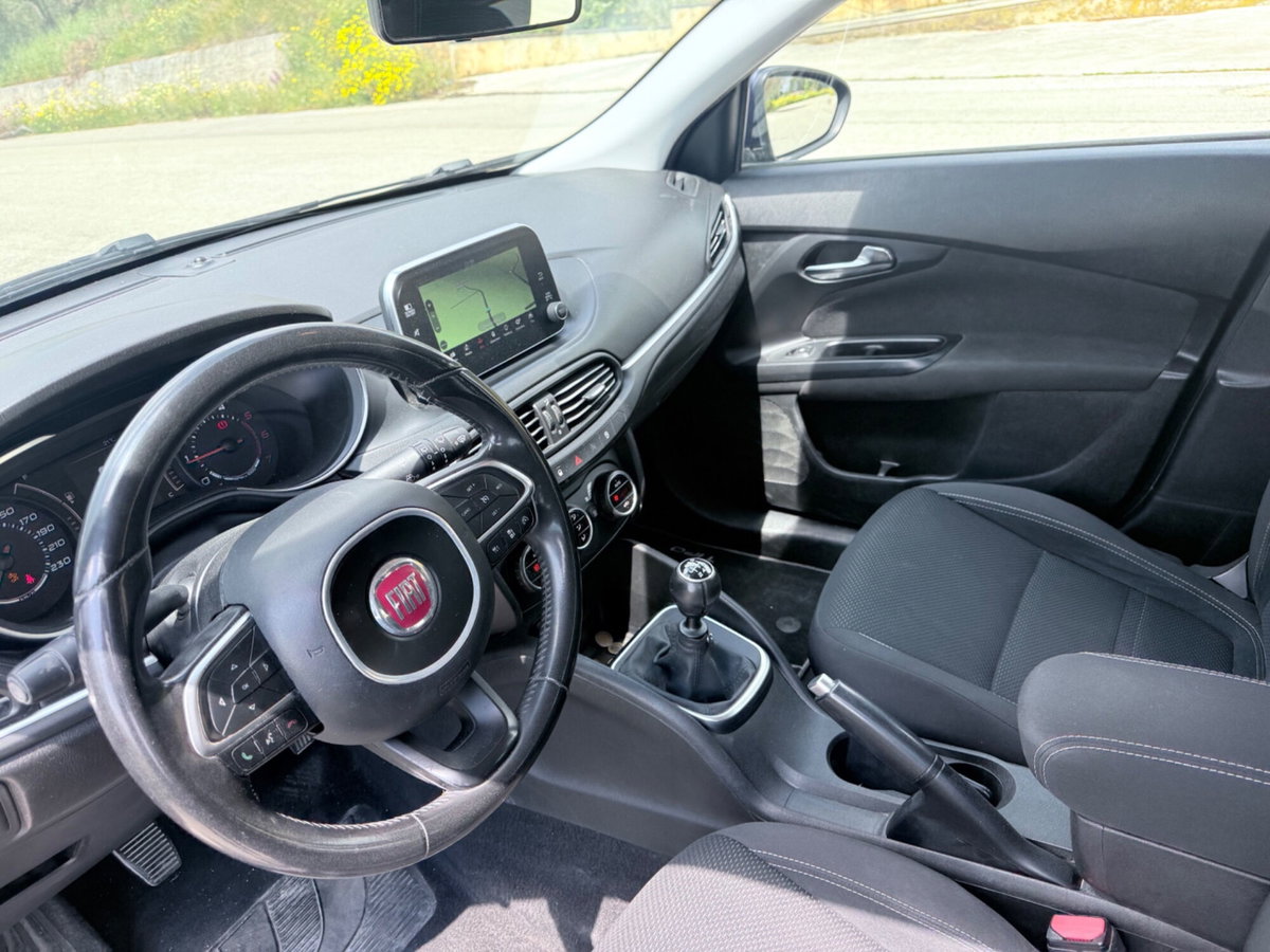 Fiat Tipo Station Wagon Tipo 1.6 Mjt S&S SW Lounge (13)