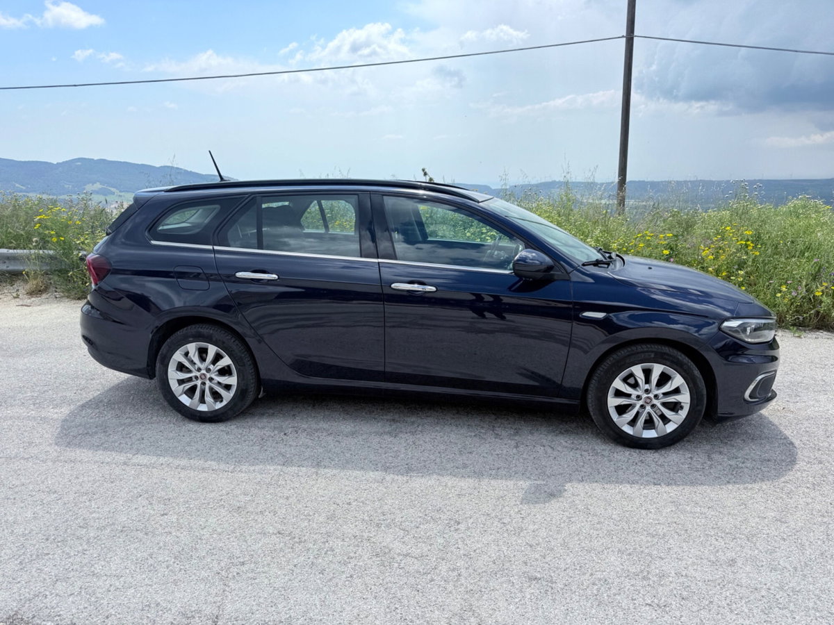Fiat Tipo Station Wagon Tipo 1.6 Mjt S&S SW Lounge (4)