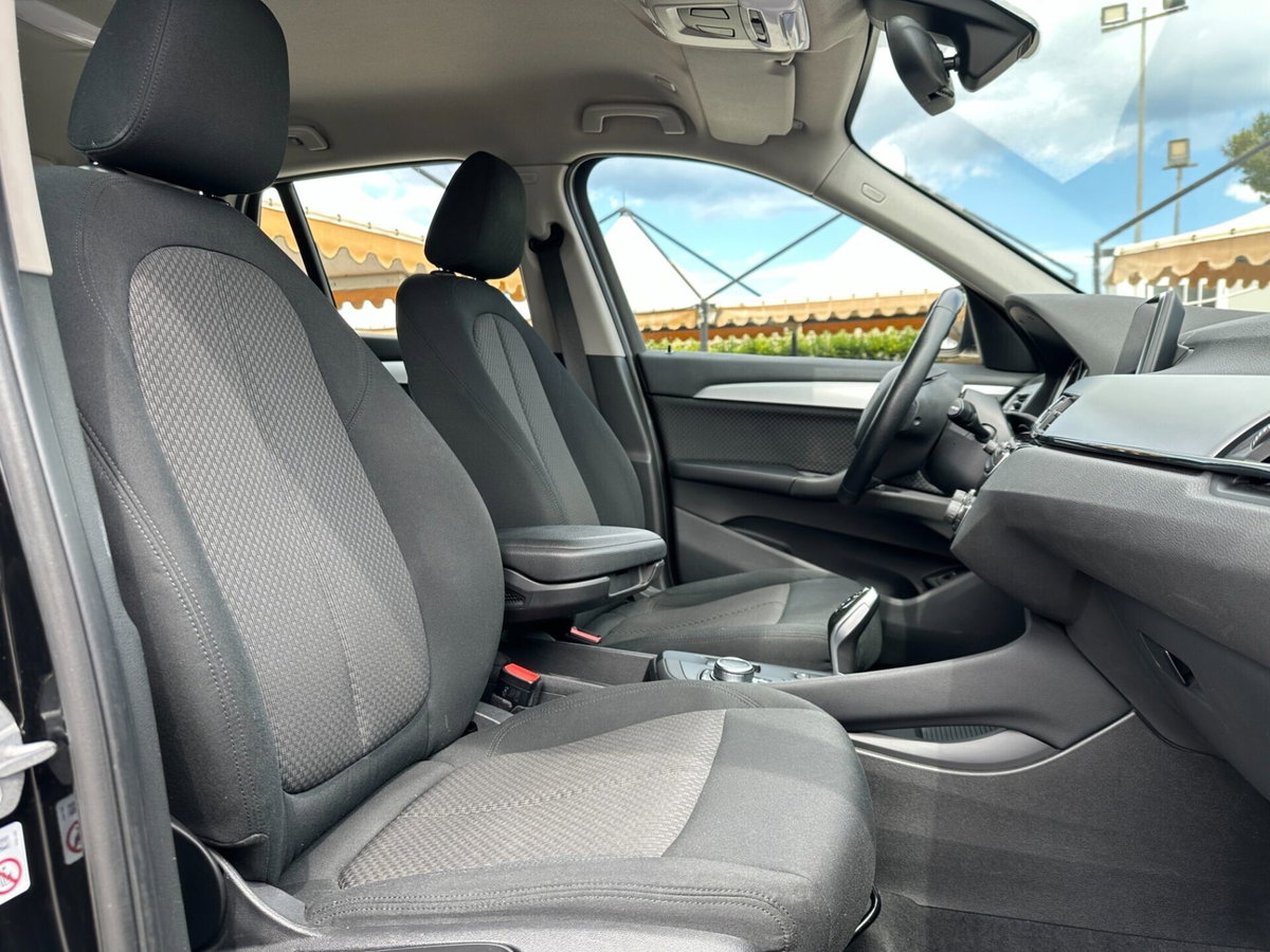 BMW X1 xDrive18d Business Advantage (14)