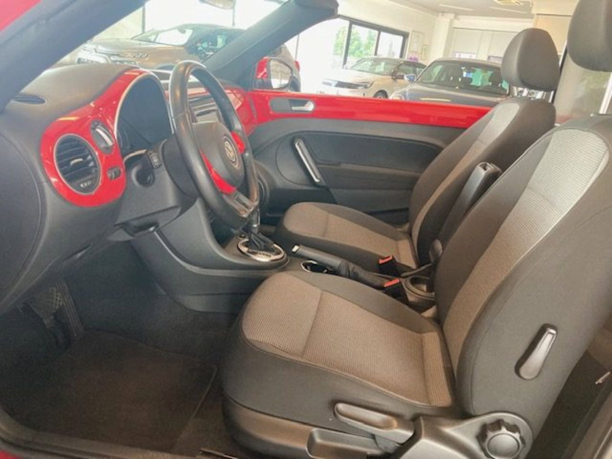 Volkswagen Maggiolino Cabrio 1.2 TSI Design (10)