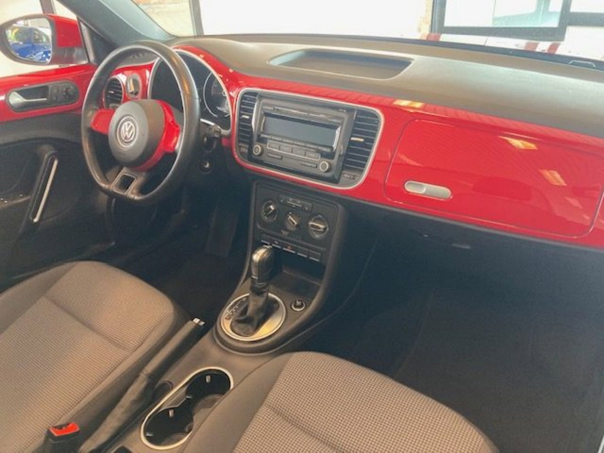 Volkswagen Maggiolino Cabrio 1.2 TSI Design (13)