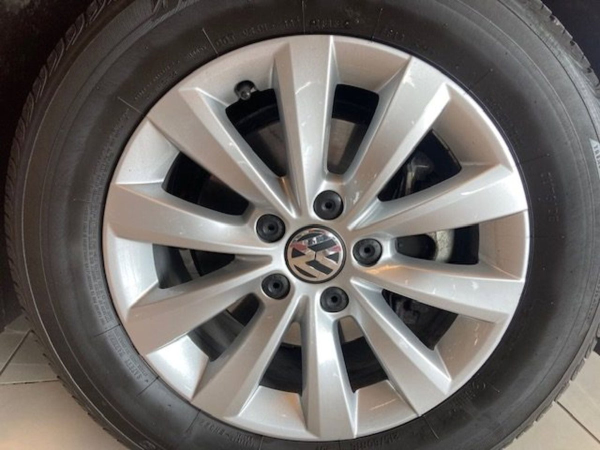 Volkswagen Maggiolino Cabrio 1.2 TSI Design (16)
