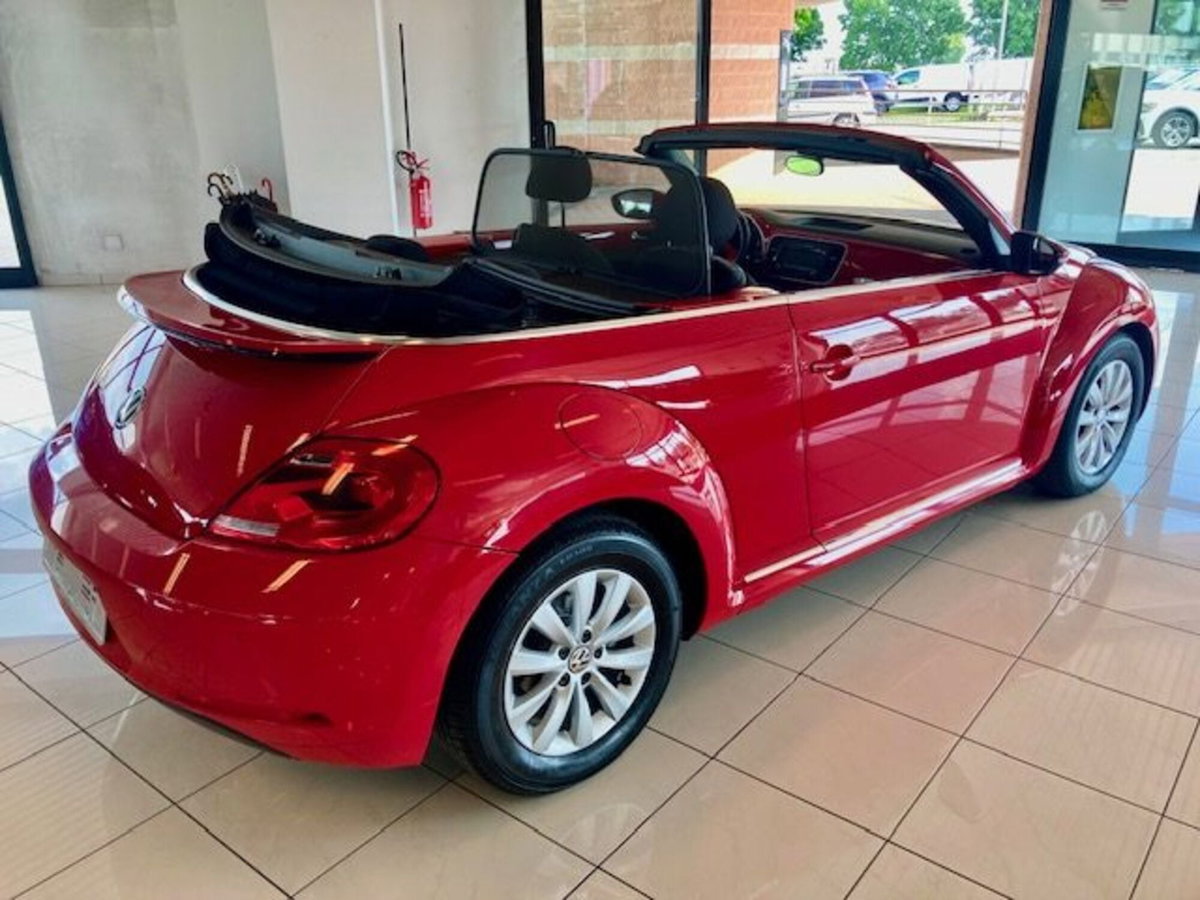 Volkswagen Maggiolino Cabrio 1.2 TSI Design (6)