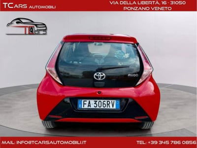 Toyota Aygo 1.0 12V VVT-i 5 porte usata