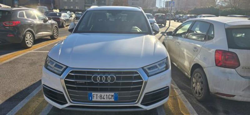 Audi Q5 40 TDI quattro S tronic Business