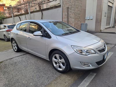 Opel Astra 1.7 CDTI 110CV 5 porte Elective usata