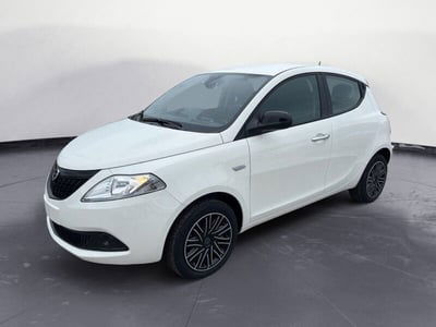 Lancia Ypsilon 1.0 FireFly 5 porte S&S Hybrid Gold Plus