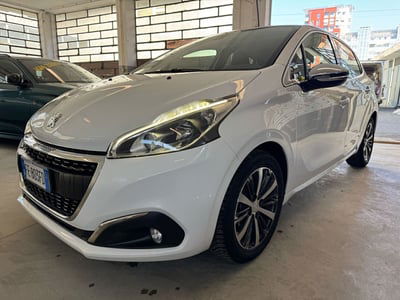 Peugeot 208 82 5 porte Allure usata