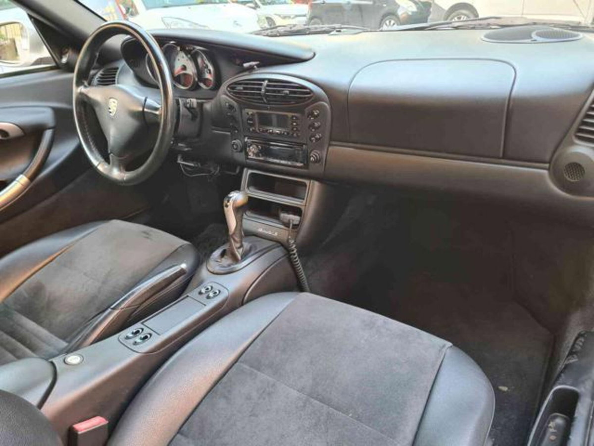 Porsche Boxster 3.2i 24V cat S (11)