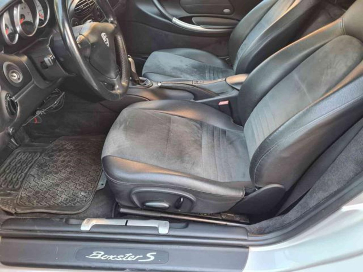 Porsche Boxster 3.2i 24V cat S (7)